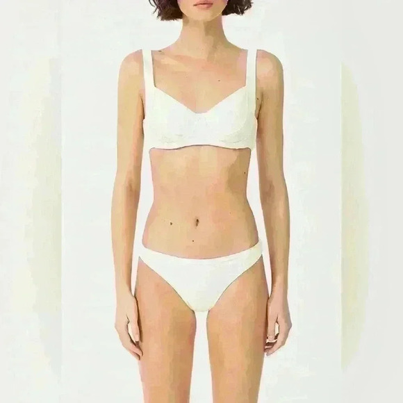 Zulu & Zephyr Swim Bra Cup Top NWT Size 4 Coconut Cream Color Swimming Top - Picture 5 of 9